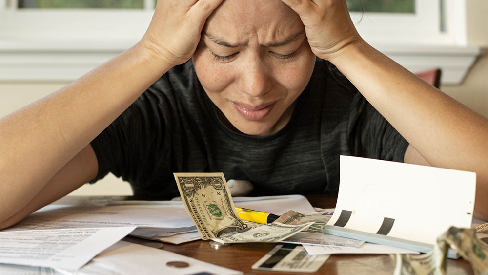 financial therapist