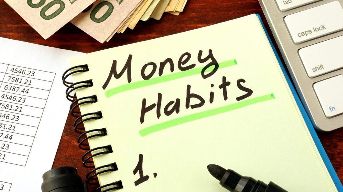 financial habits that build wealth