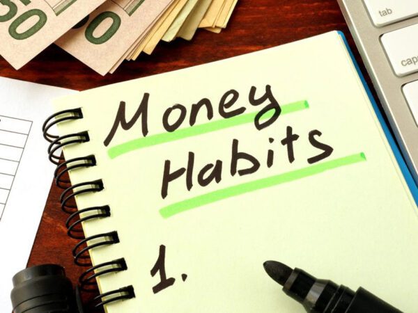 financial habits that build wealth