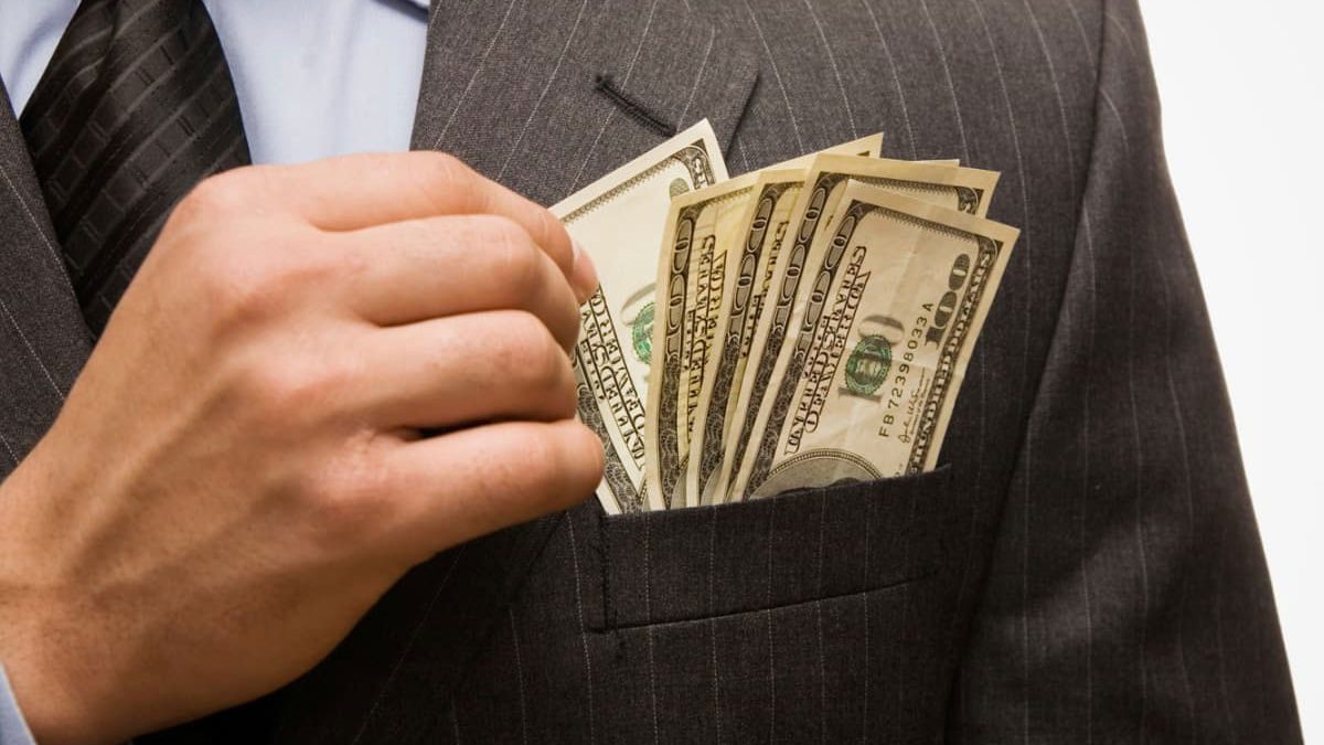 why net worth matters more than income