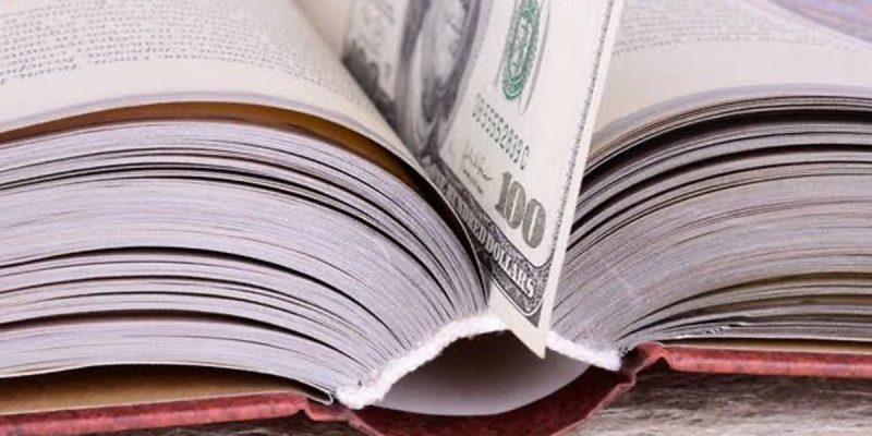 how to save money on college textbooks