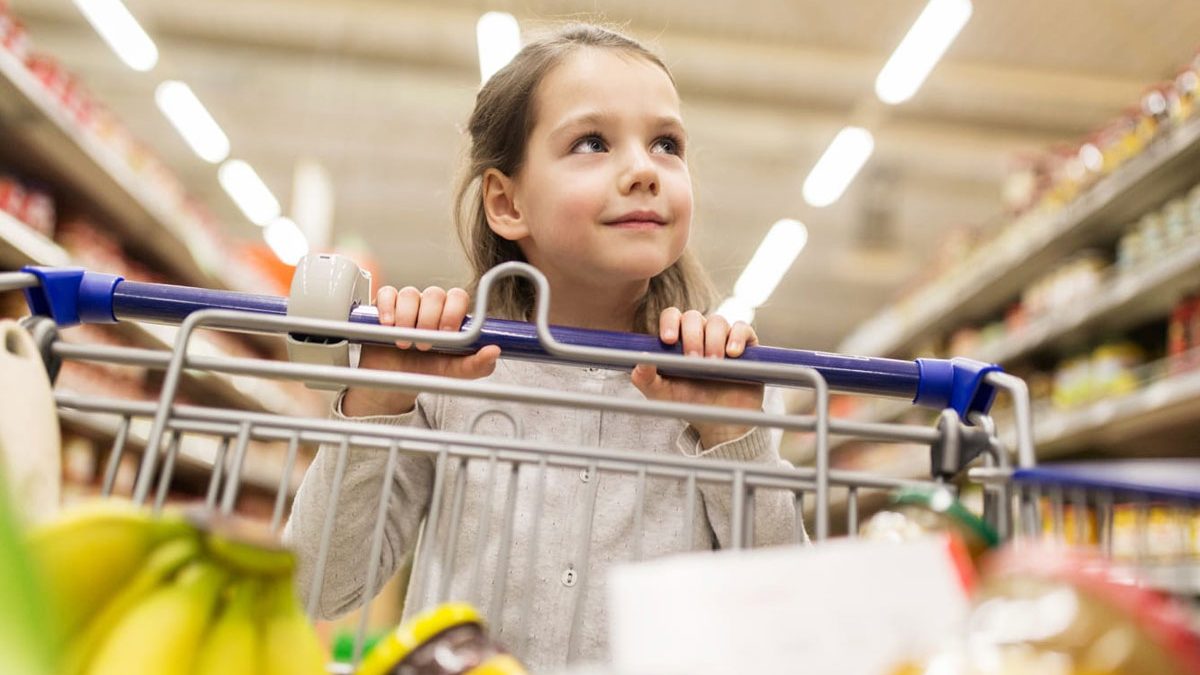 grocery shopping with kids save money