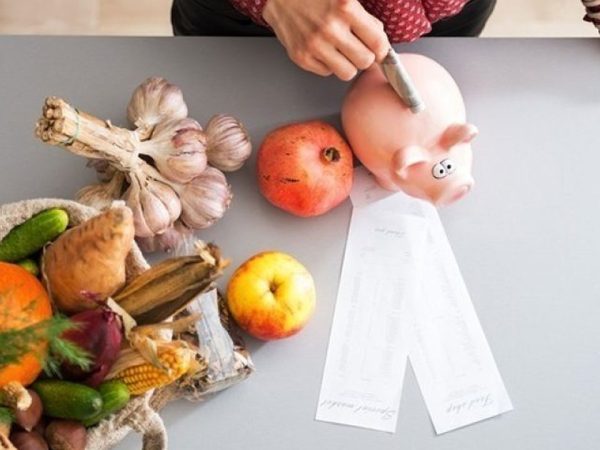 financial benefits cooking at home daily