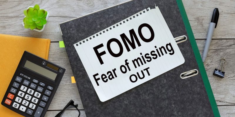 how to deal with financial FOMO