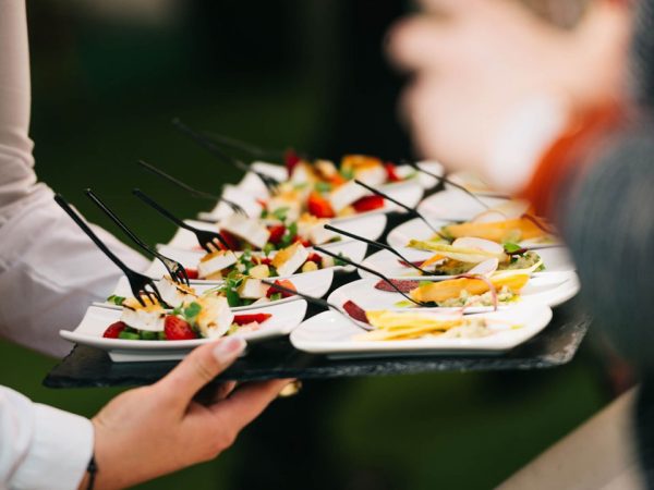 how to save money on wedding catering